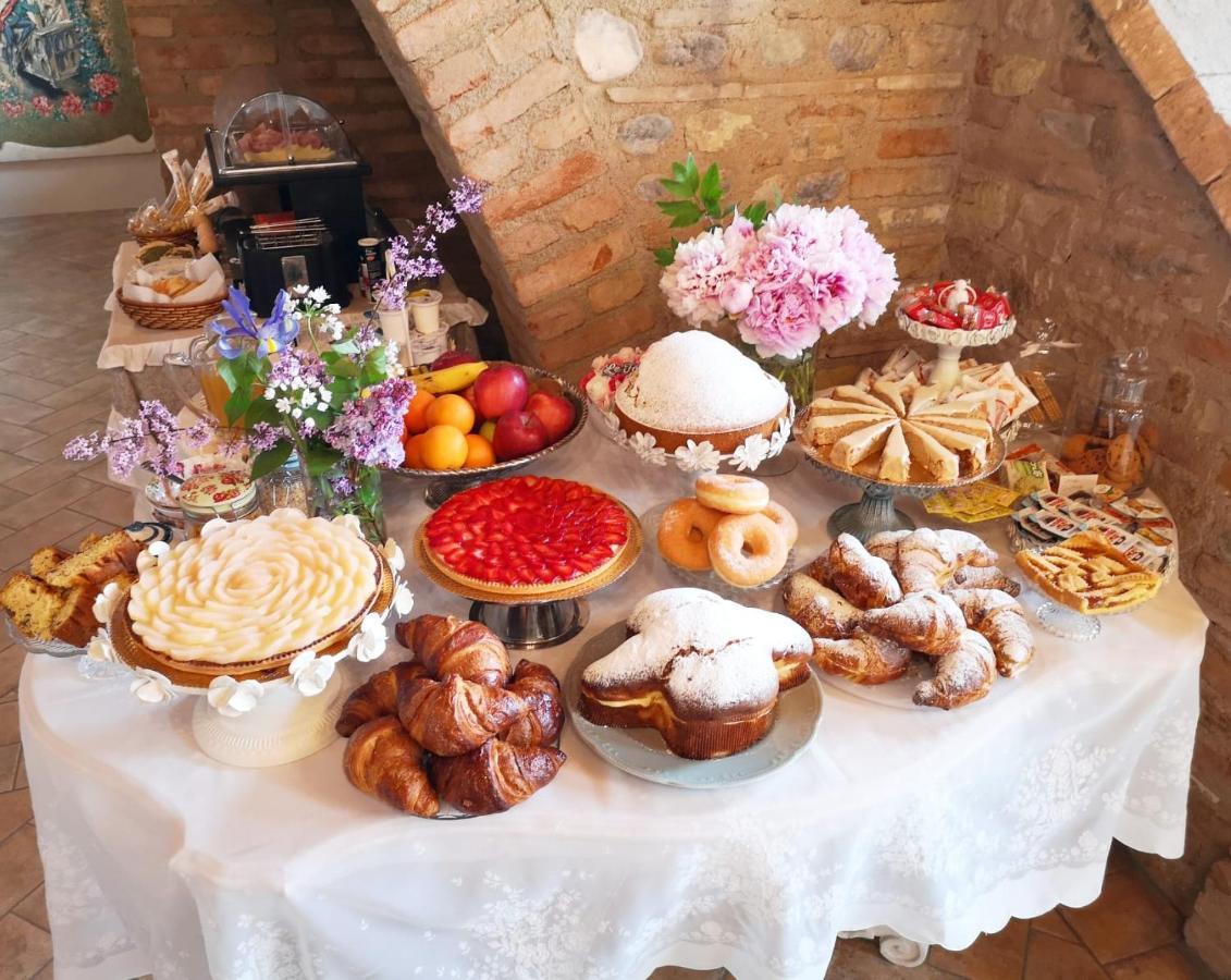 Agriturismo Le Fontanelle Da Valente 몬티키아리 외부 사진